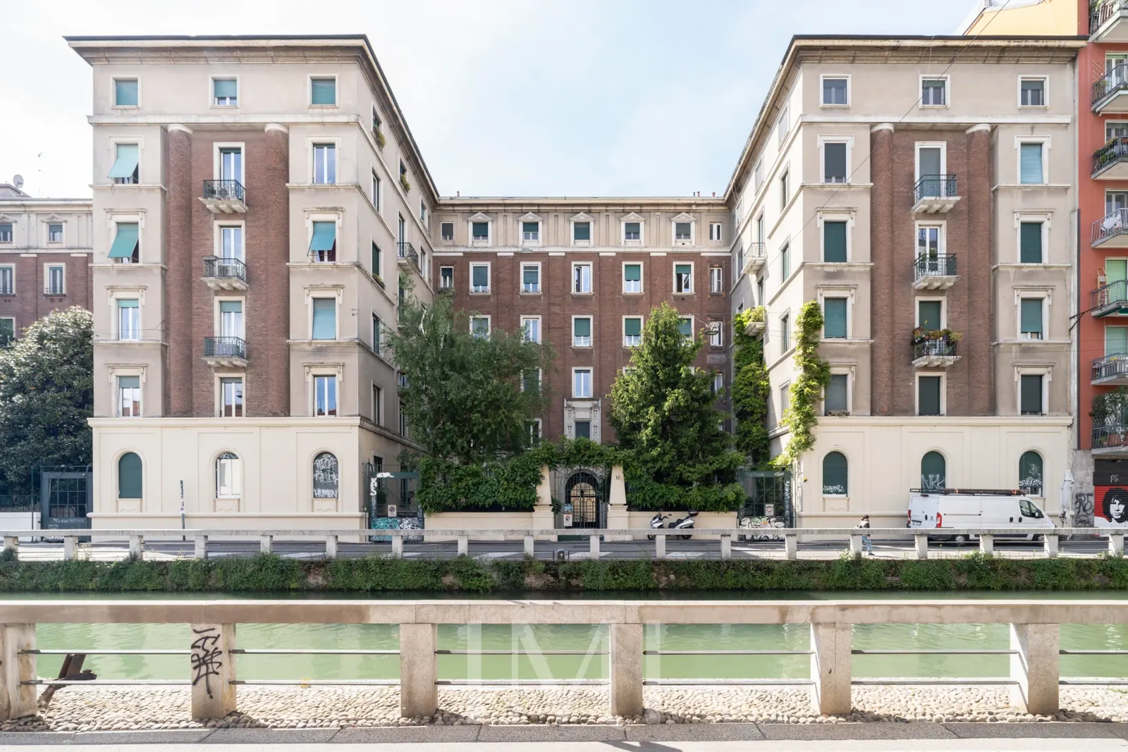 Appartamento: Alzaia Naviglio Pavese 12