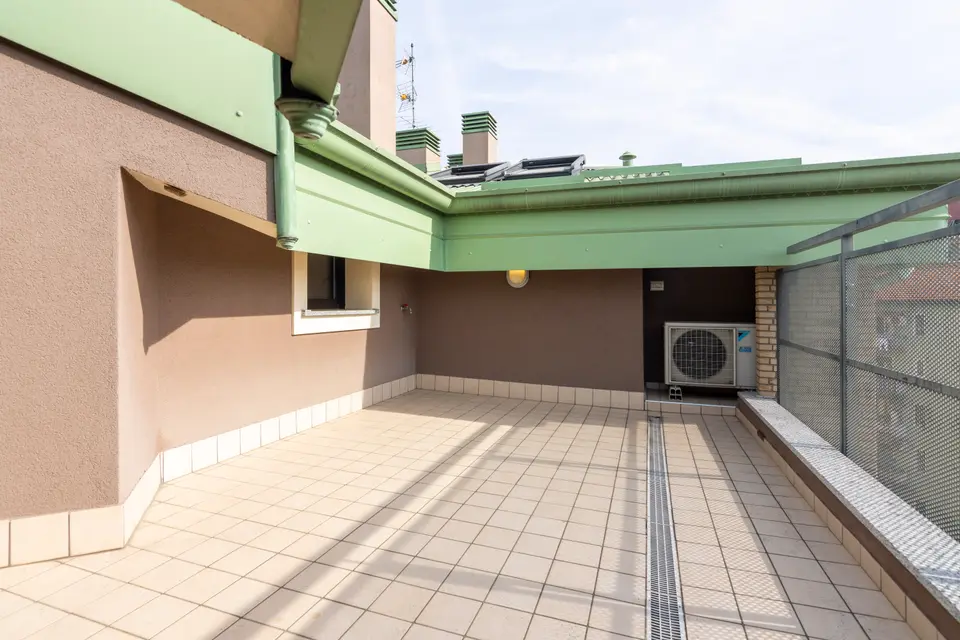 Terrazzo: Piazzale Geremia Bonomelli 8