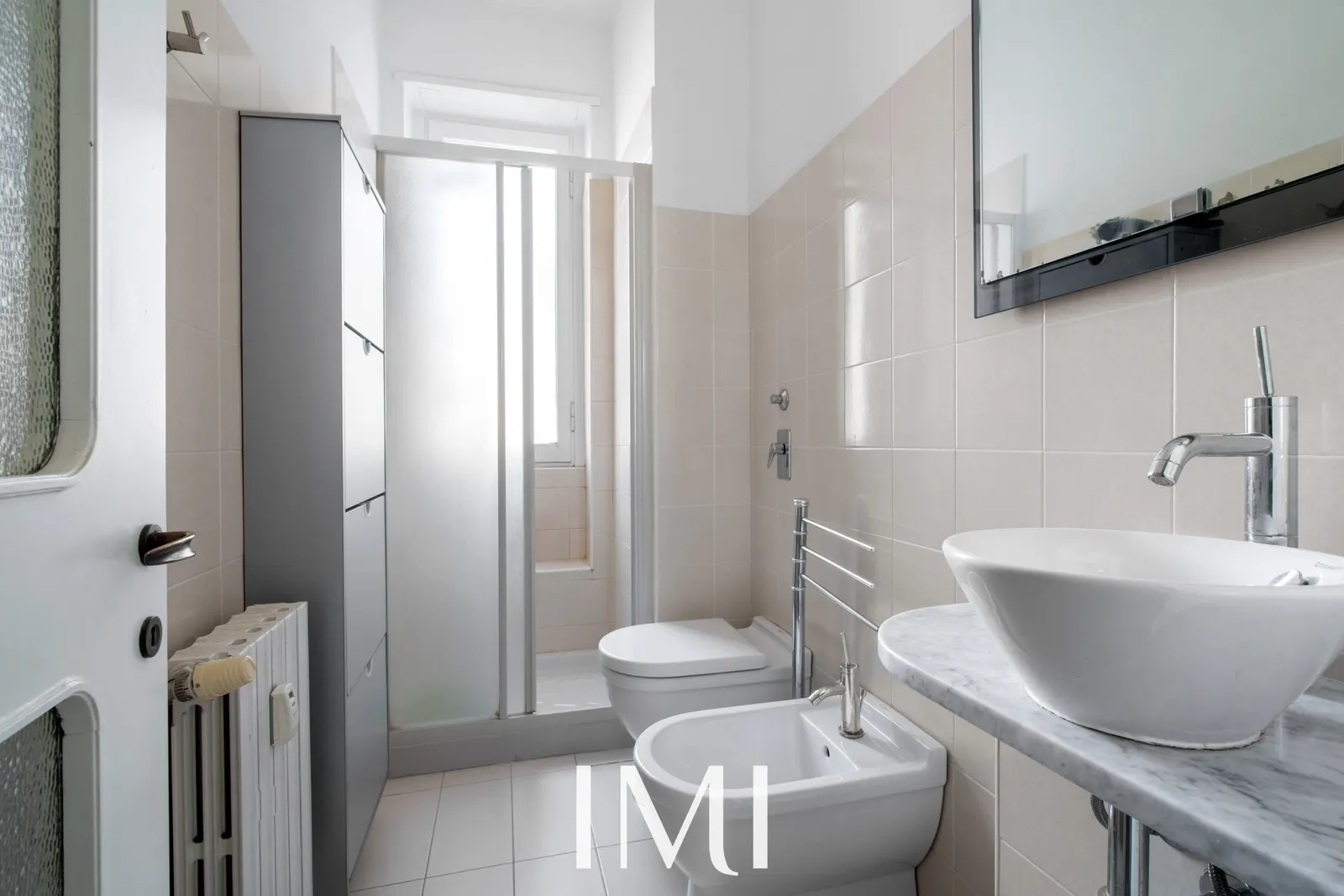 Bagno: Via Savona 26