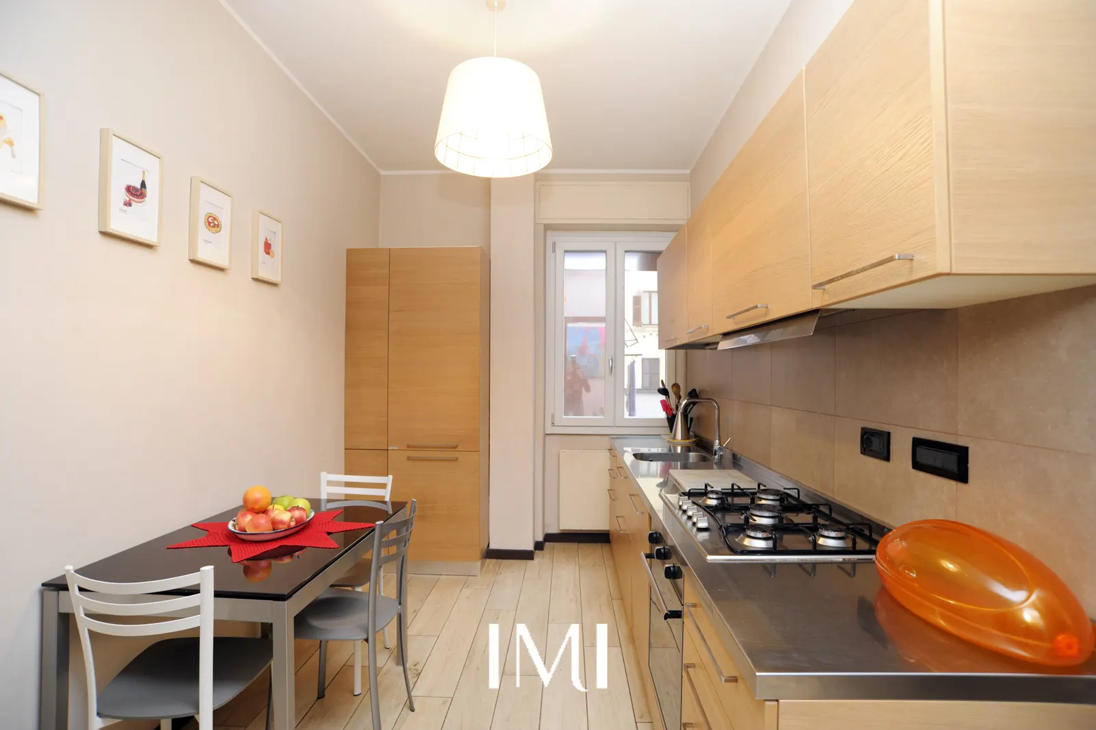 Cucina: Via Signorelli, 5 