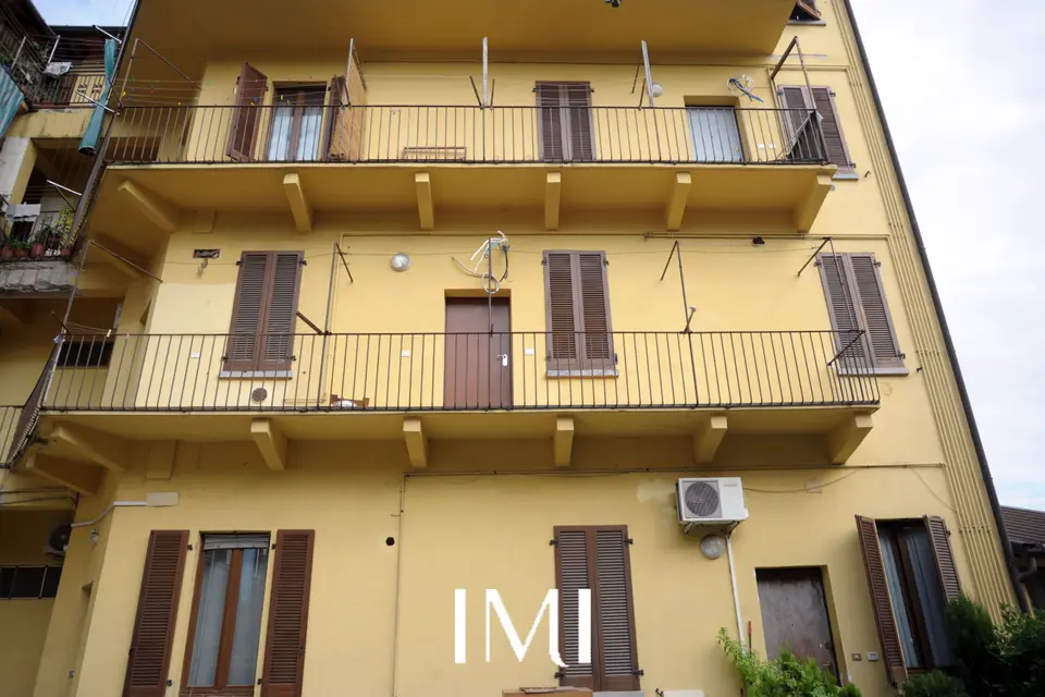 Facciata: Via Asiago, 42 