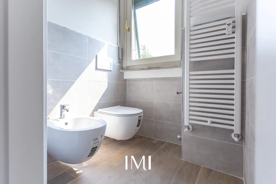 Bagno: Corso Sempione, 42