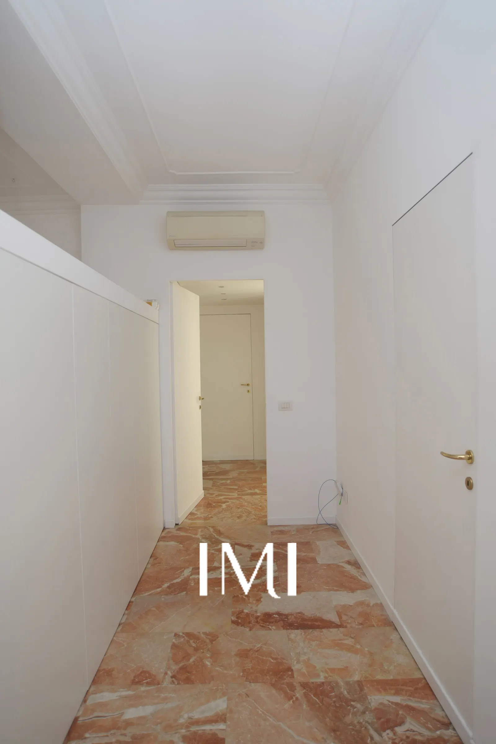 Corridoio: Via Mussi, 4 