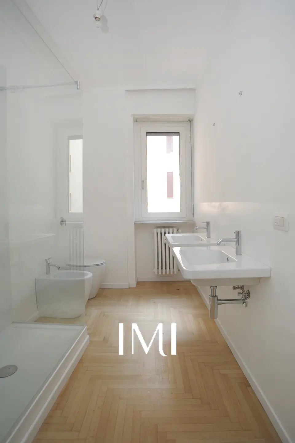 Bagno: Via Mussi, 4 