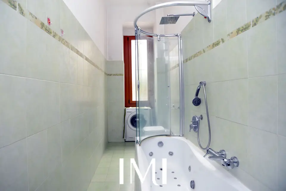 Bagno: Via Lomazzo 27