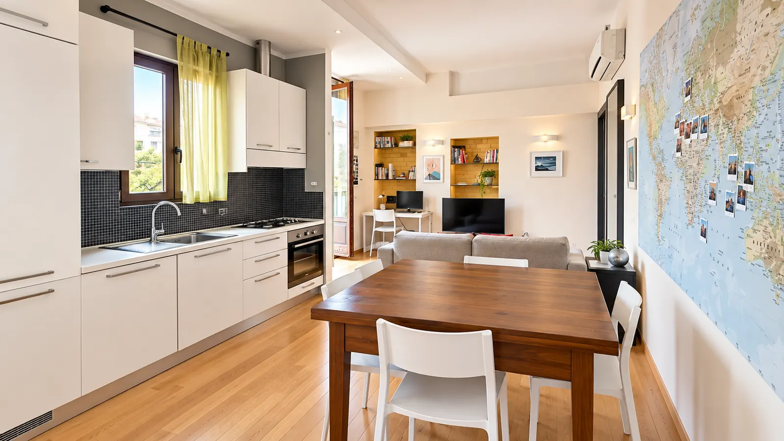Cucina: Via Vittoria Colonna 50