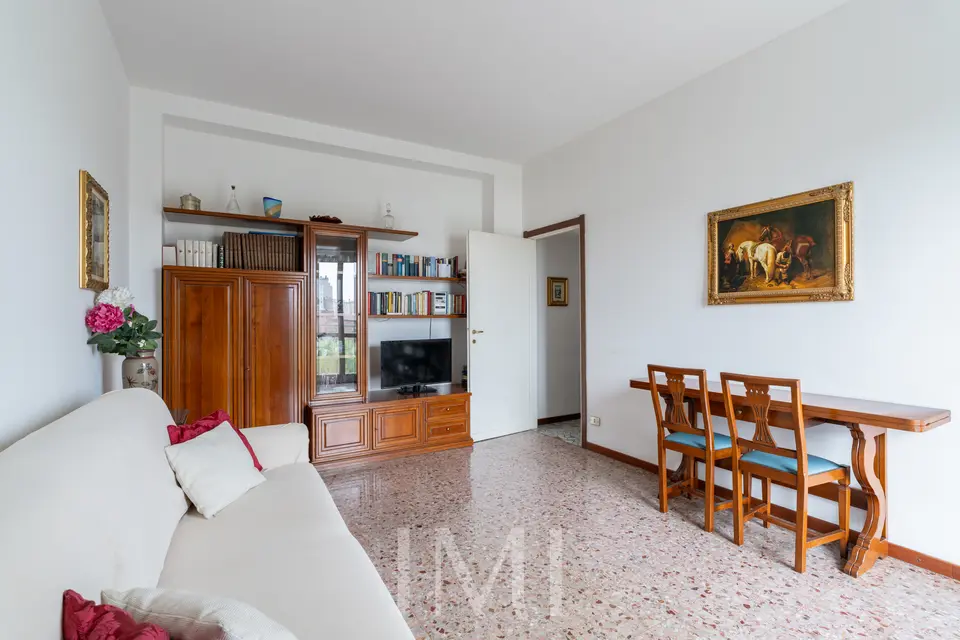Soggiorno: Via Lodovico il Moro, 61