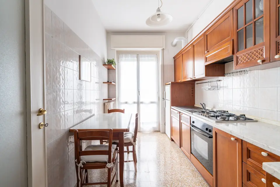 Cucina: Via Lodovico il Moro, 61