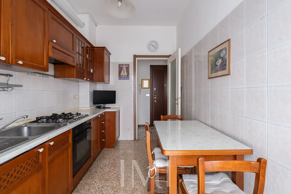 Cucina: Via Lodovico il Moro, 61
