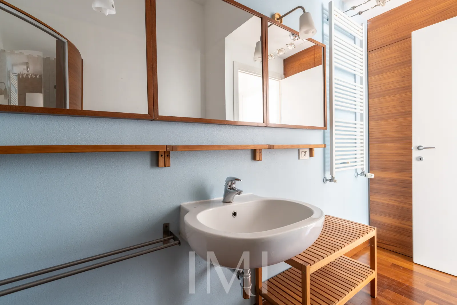 Bagno: Via Casale 5