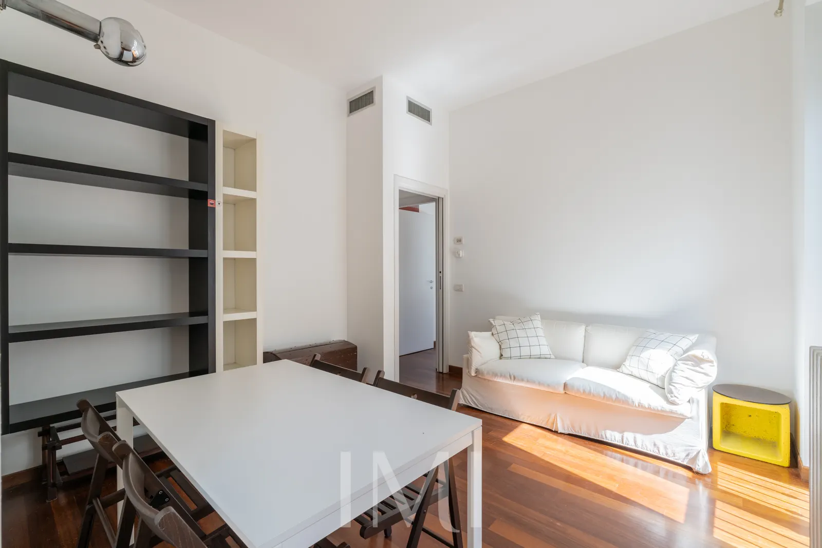 Soggiorno: Via Casale 5