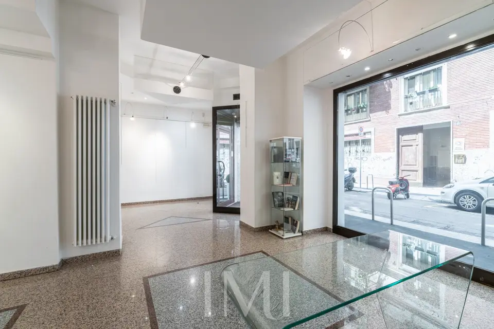 Negozio in vendita a Milano: Via G. Alessi 11